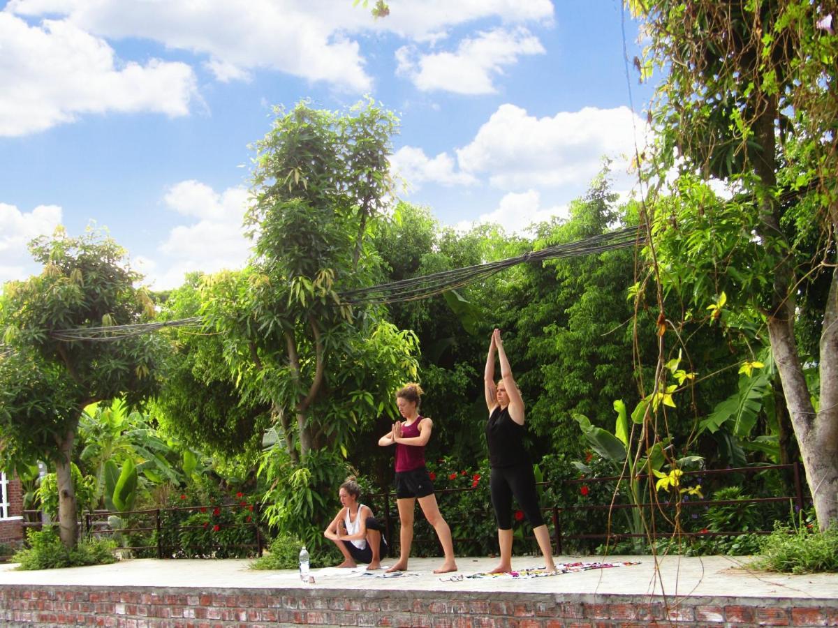 Homestay Mountain Side & Cafe