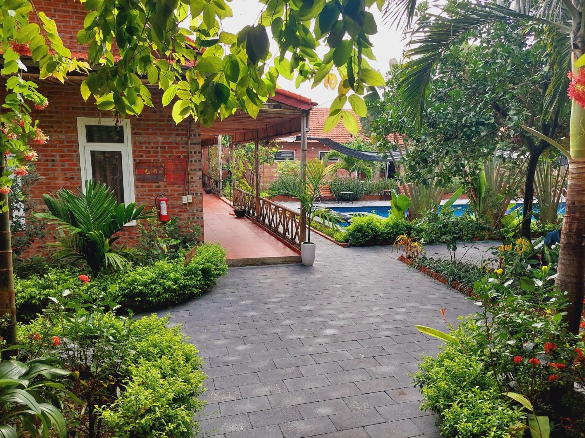 Homestay Mountain Side & Cafe